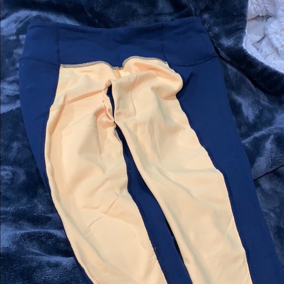 Lululemon running, yoga or training pants. - Picture 2 of 3